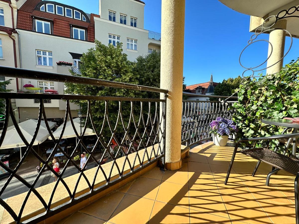 Azja, Sopot Monte Cassino, Balkon, Parking Bagian luar foto